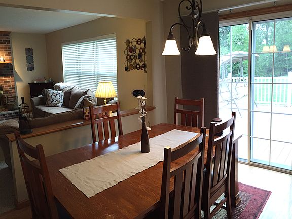 4th image of 510 Saint Phillips Ct