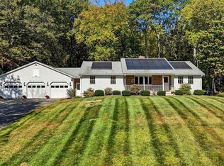 100 Fomer Rd, Southampton, MA 01073