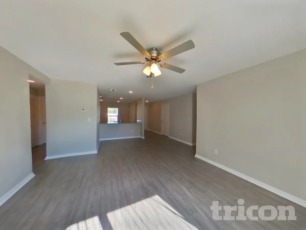 Building Photo - 14 Rivera Ln