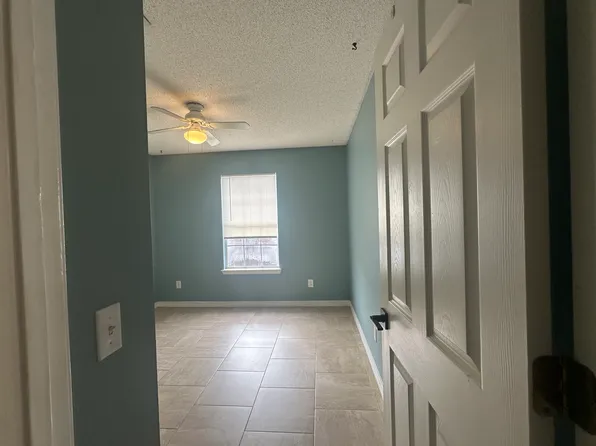 1946 Wyatt St, Pensacola, FL 32514