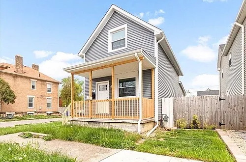 624 Stanley Ave Photo 1