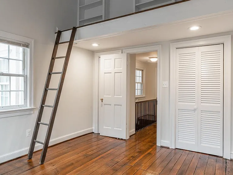 511 Wilkes St — Photo 25
