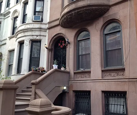 Rented by Apartments by Us | media 13