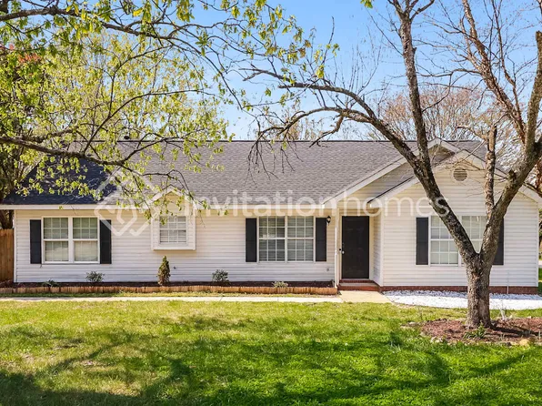 1217 Settlers Bridge Ct, Charlotte, NC 28214