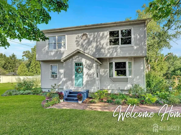 254 Friendship Rd, Cranbury, NJ 08512