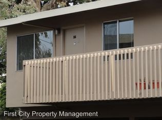 6 Arkwright Ct APT 16, Pacific Grove, CA 93950