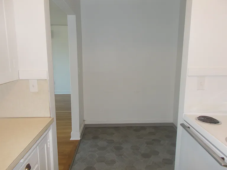 104 S Main St #207 — Photo 7