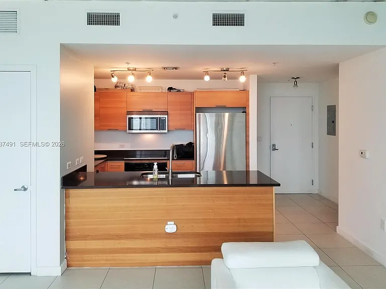 3301 NE 1st Ave #1602 — Photo 14