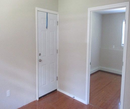 2nd image of 825 11th Ave
