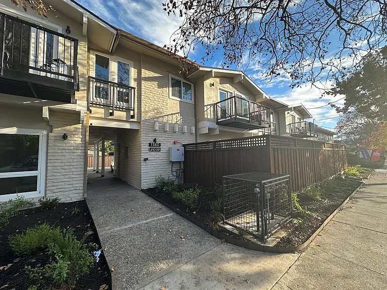 1380 Lincoln Ave #2 — Photo 1