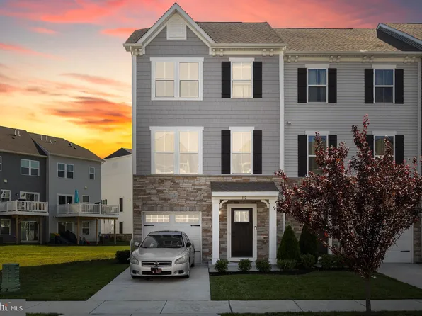 112 Kohlmyer Dr, Pennsauken, NJ 08110