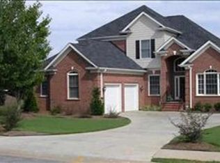 1 Huddersfield Dr, Simpsonville, SC 29681