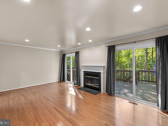 2nd image of 7763 Chatfield Ln