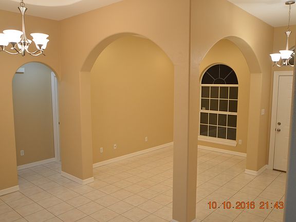 2nd image of 3215 Campanario Cir