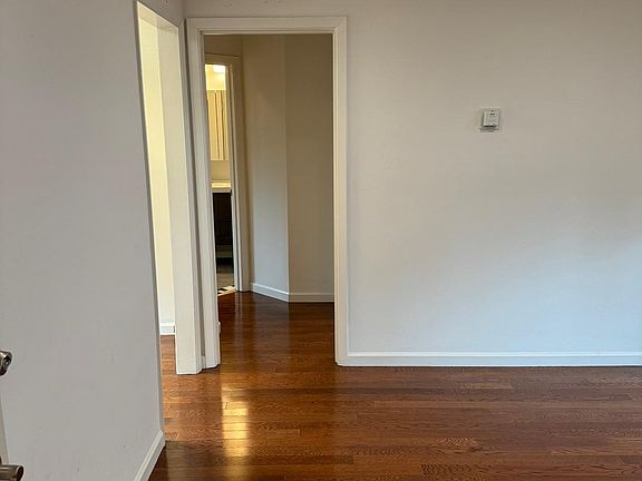 4th image of 1325 Laurel St APT 3