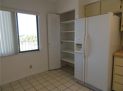 3rd image of 7310 Ashford Pl APT 402