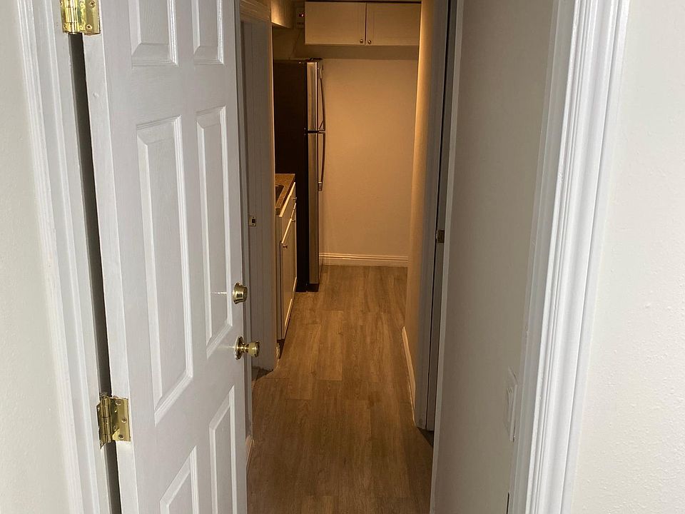 1st image of 24 Curtis St