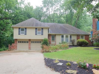 401 NW 40th St, Kansas City, MO, 64116