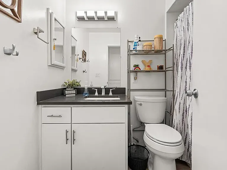 4800 Williamsburg Ln #140 — Photo 9