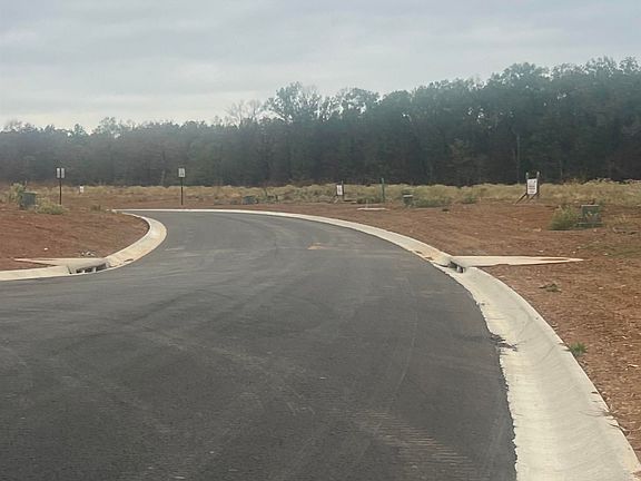 5th image of 604 Corondelet Ln