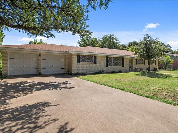 4th image of 717 Arliss Dr