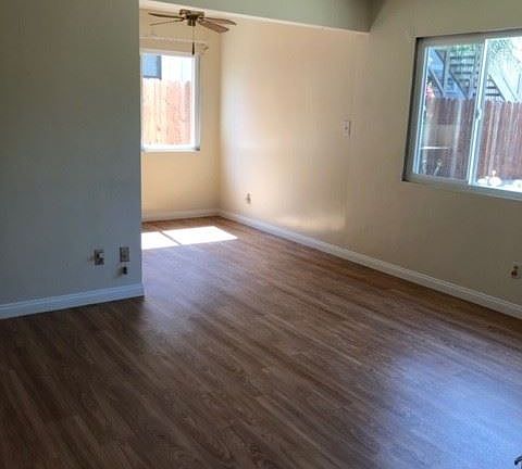 2nd image of 1068 Lincoln Ave