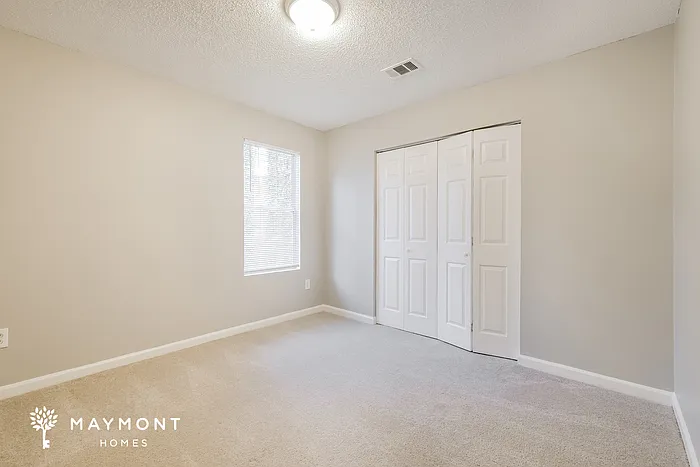 2211 Sandridge Pl SW — Photo 13