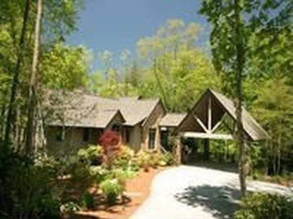 709 Cullasaja Club Dr, Highlands, NC 28741