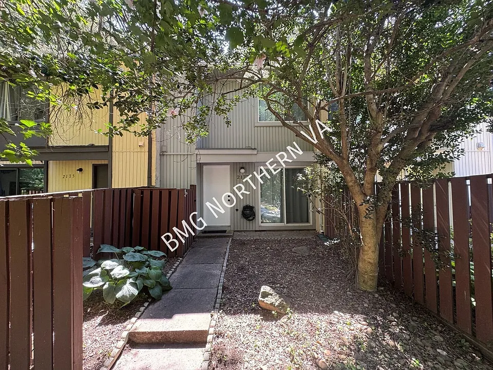 2177 White Cornus Ln