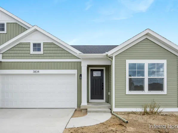 3834 Highbury Dr #15, Grandville, MI 49418
