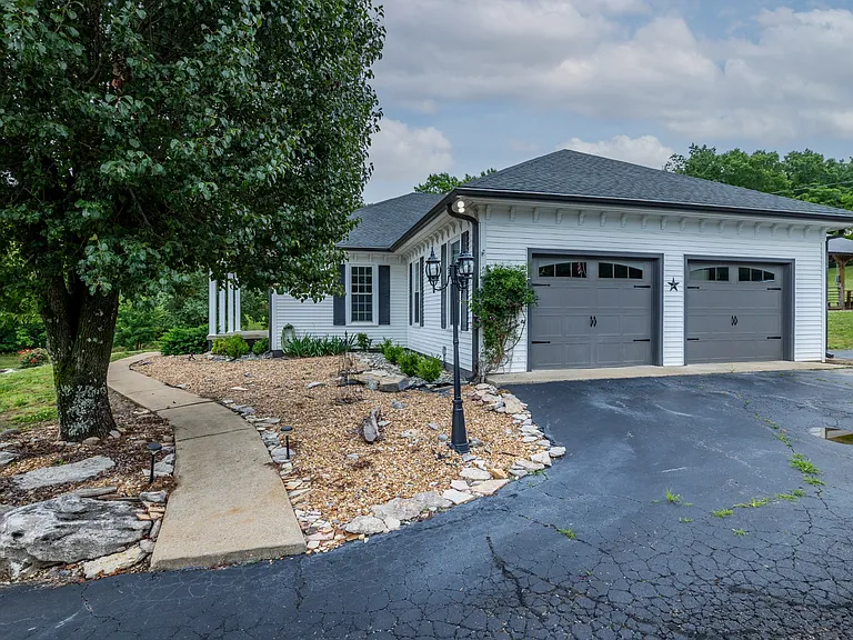 2541 Mooresville Hwy — Photo 29