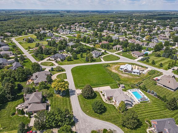 5th image of 1007 Country Ln