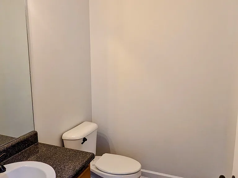 605 Atkinson Dr — Photo 5