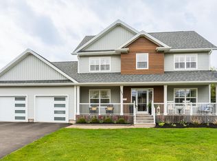 123 Beach Grove Rd, Charlottetown, PE C1E1J2
