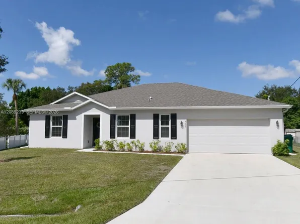 702 SW Aster Rd, Port Saint Lucie, FL 34953