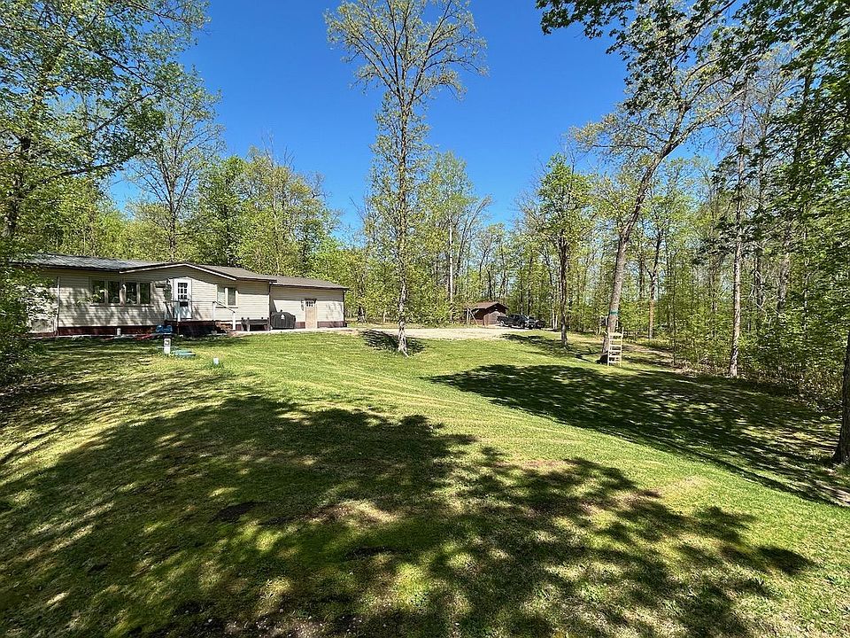 1st image of 628 Silver Lake Rd NW