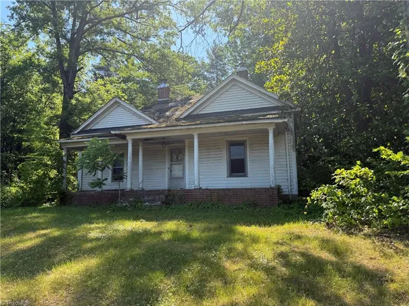 607 Kirby Rd, King, NC 27021