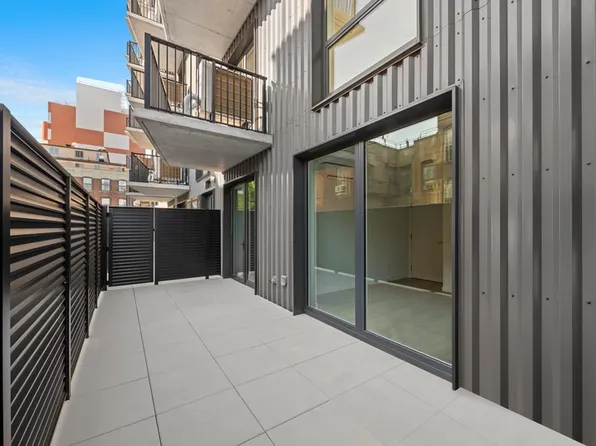 249 Willoughby Avenue image 1 of 29