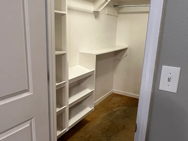 1110 Belt St #B1 — Photo 3