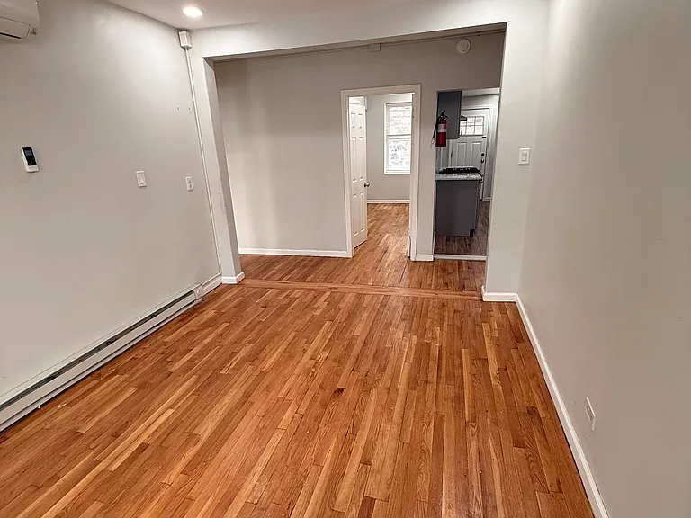 262 Undercliff Ave #1 — Photo 3