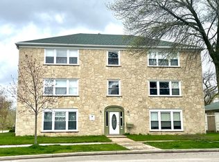 1204 E Olive St, Milwaukee, WI 53211