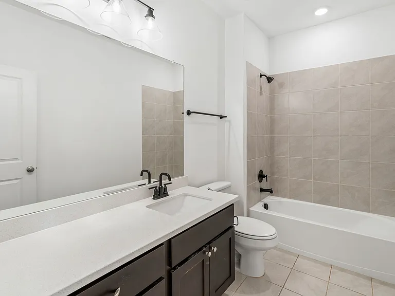 2215 Adena Springs Dr — Photo 19
