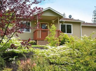 4859 Reindeer Rd, Freeland, WA 98249