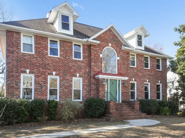 1635 Seignious Dr, Charleston, SC 29407