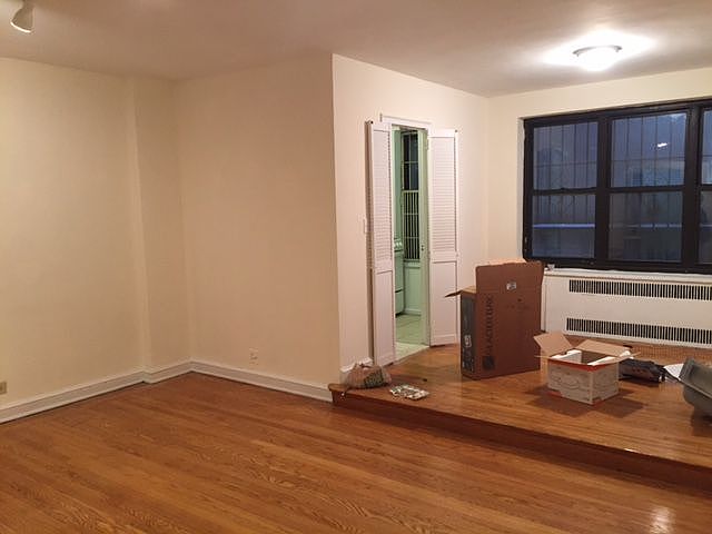 2nd image of 246 E 46th St APT 3M