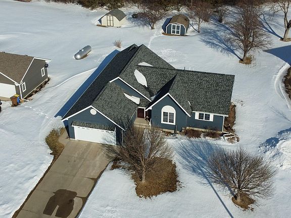 2nd image of 1880 Meadowlark Ln