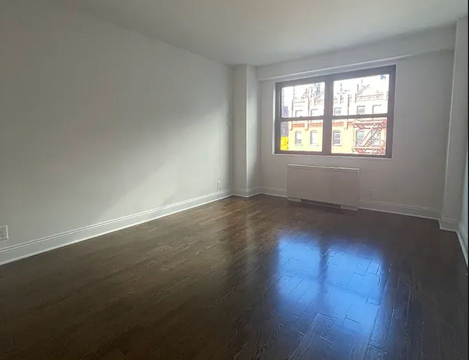 2nd image of 401 E 88th St APT 5E