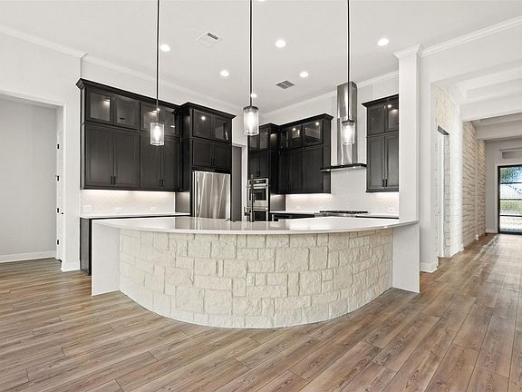 3rd image of 5420 Destination Way