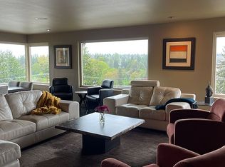 3123 W Harley St, Seattle, WA 98199
