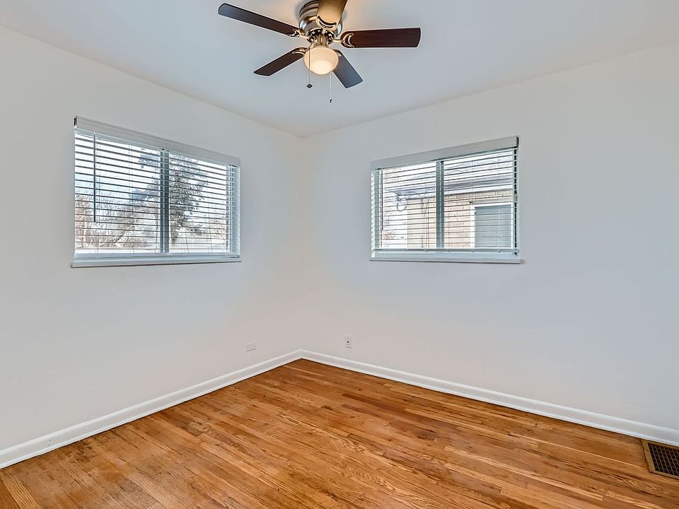 1st image of 1555-1557 Tamarac St #0